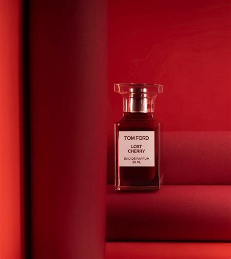 These 9 Perfume Dupes Are Definitely Worth Your Attention